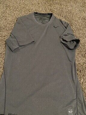 Nike Men's Heather Gray Short Sleeve Dri-FIT Performance Tee